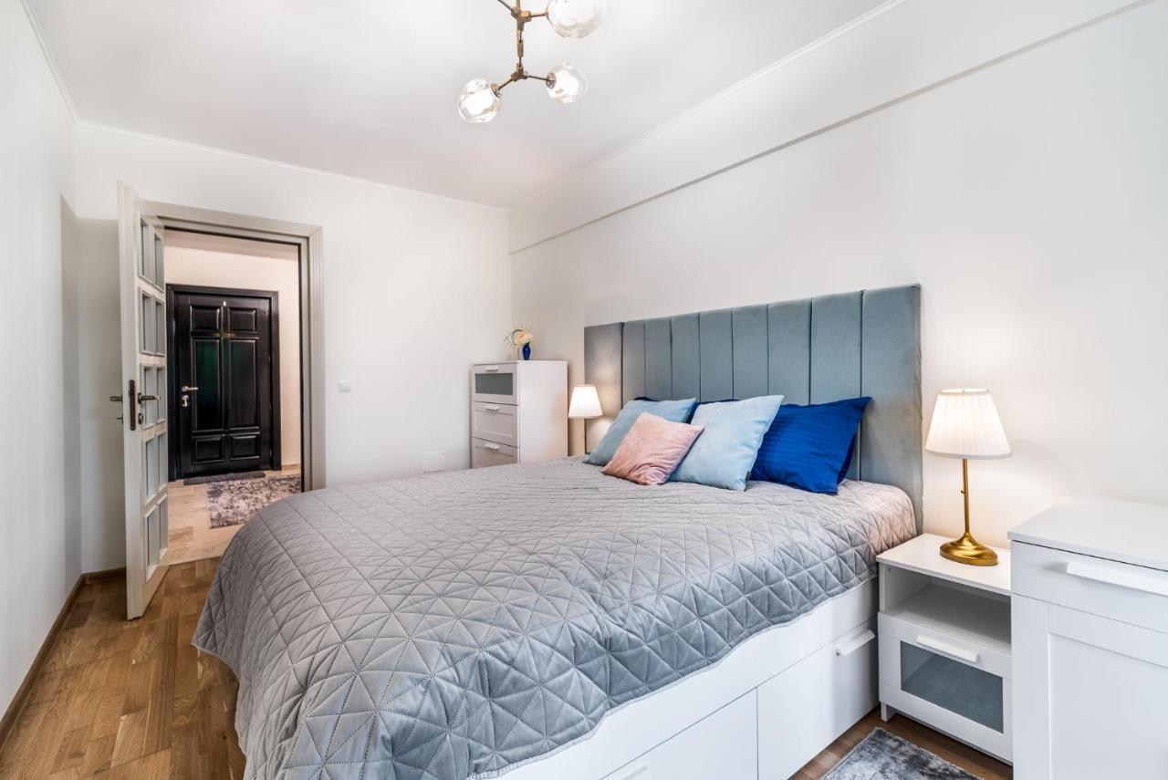 Dreamgarden Airport Apartment & Secure Parking & Airport Shuttle ヤシ エクステリア 写真